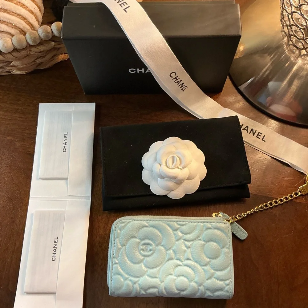 CHANEL reposhing this