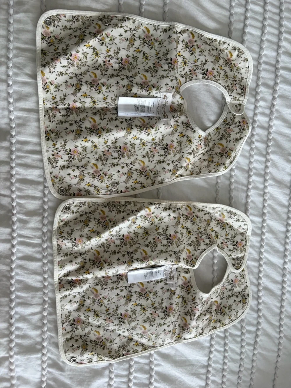 N/A euc brand bibs