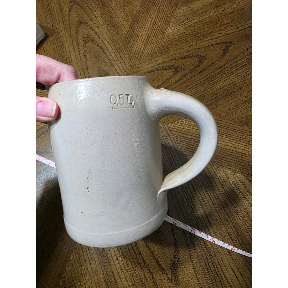 Henninger Brau German Beer Stein 0.5L Vintage HHB Castle Logo Salt Glaze Mug