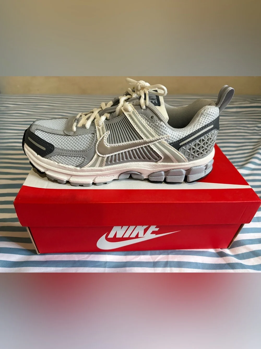 Nike classic running