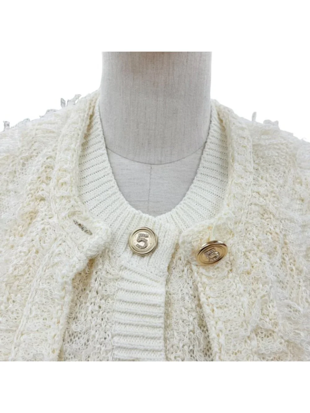 CHANEL brand size