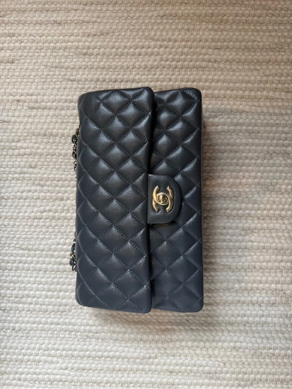 CHANEL classic quilted