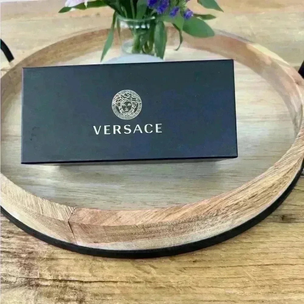 Versace these squared
