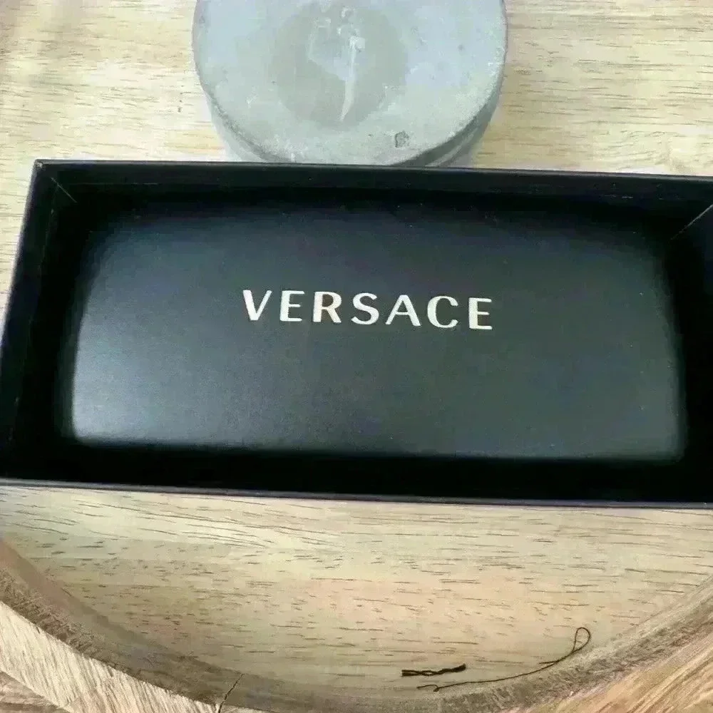 Versace these squared