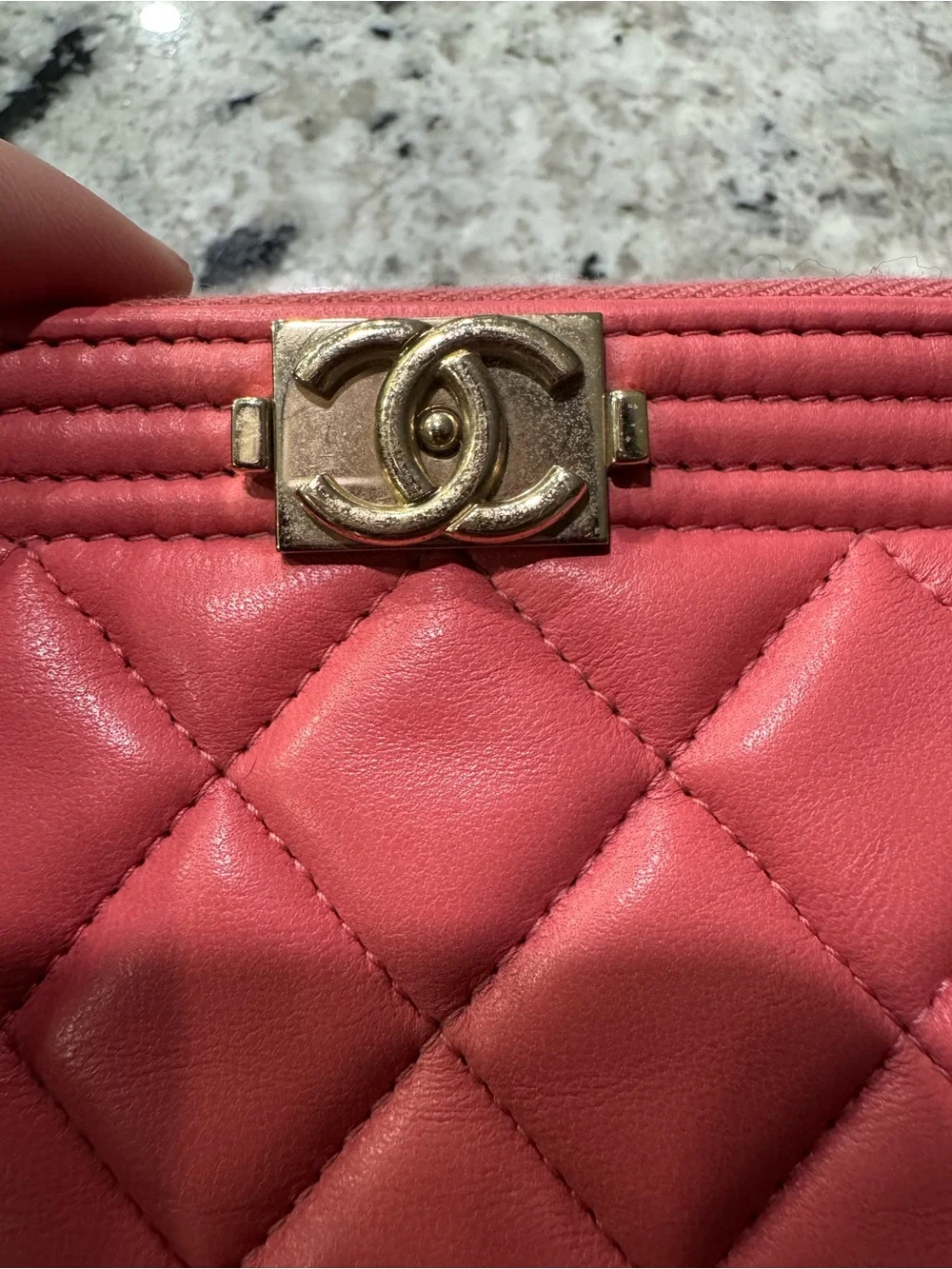CHANEL 25 case