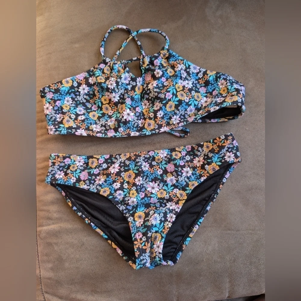 O'Neill Floral Patterned Swimwear Gils Size 10
