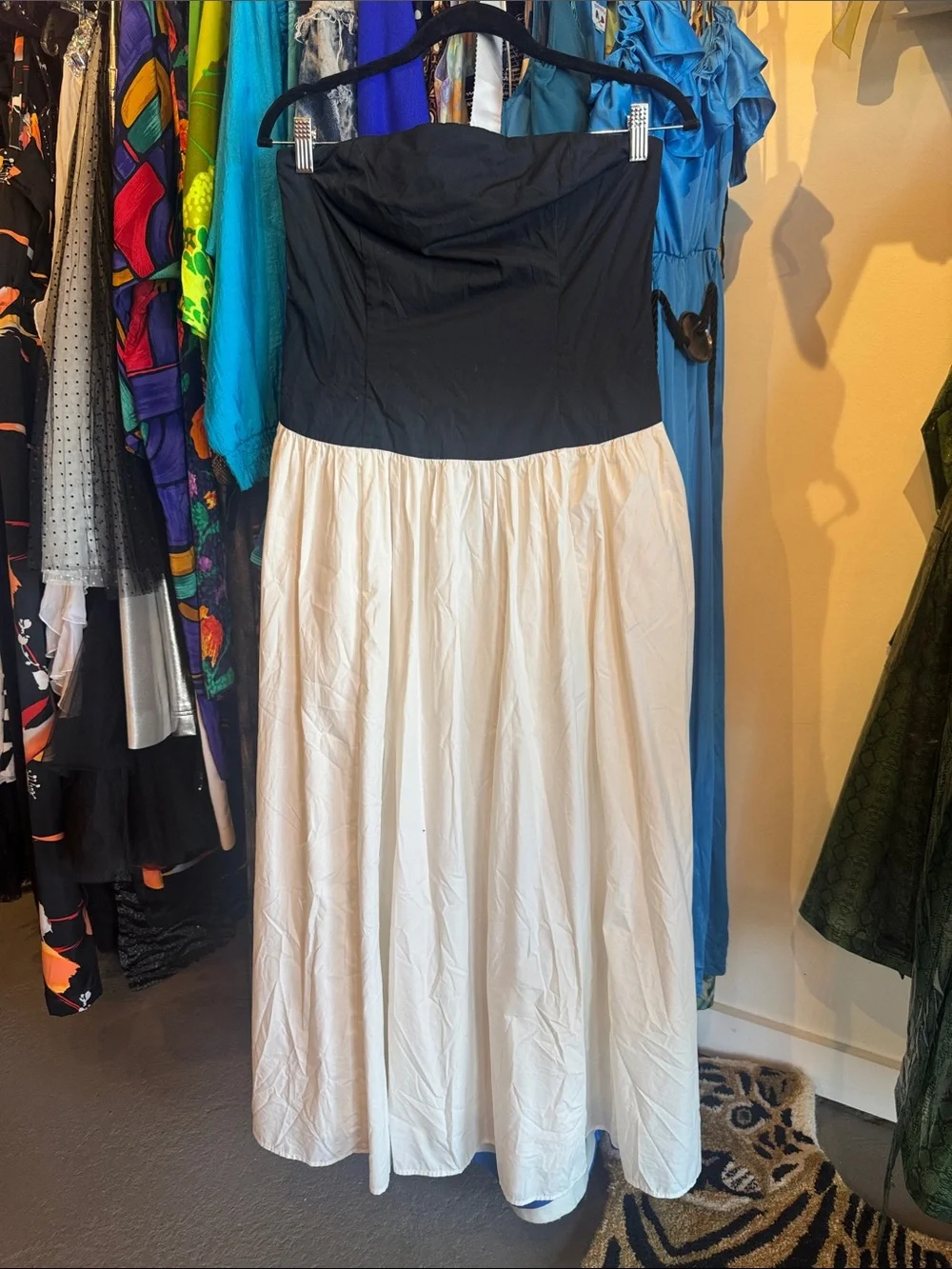 Abercrombie & Fitch Black and White Strapless Maxi Dress