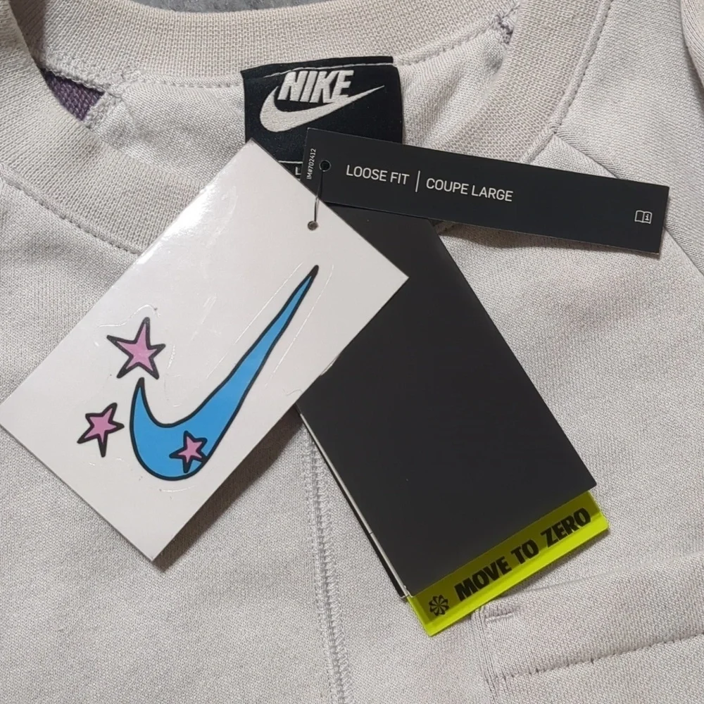 Nike loose fit