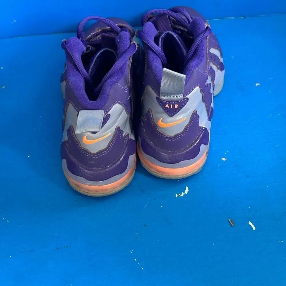 Nike please see