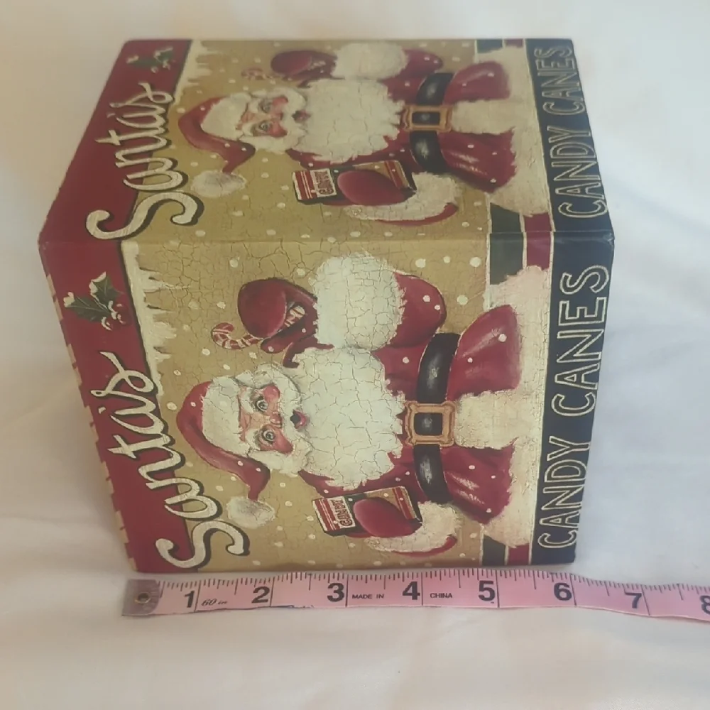 Bobs Boxes christmas tissue