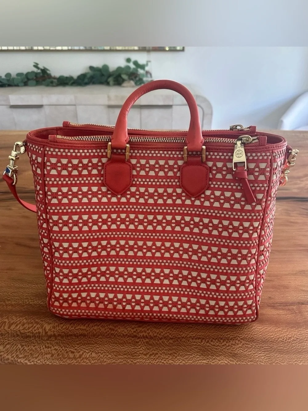 Tory Burch tory burch