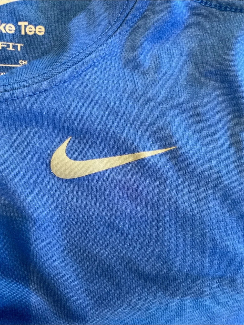 Nike tee silver