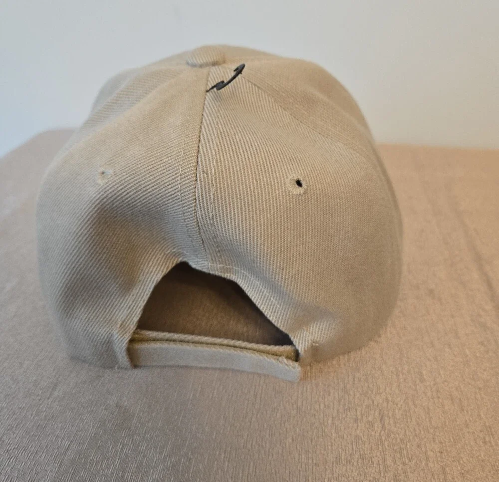 Beige “I ❤️ Taylor” Baseball Cap – Adjustable Strap