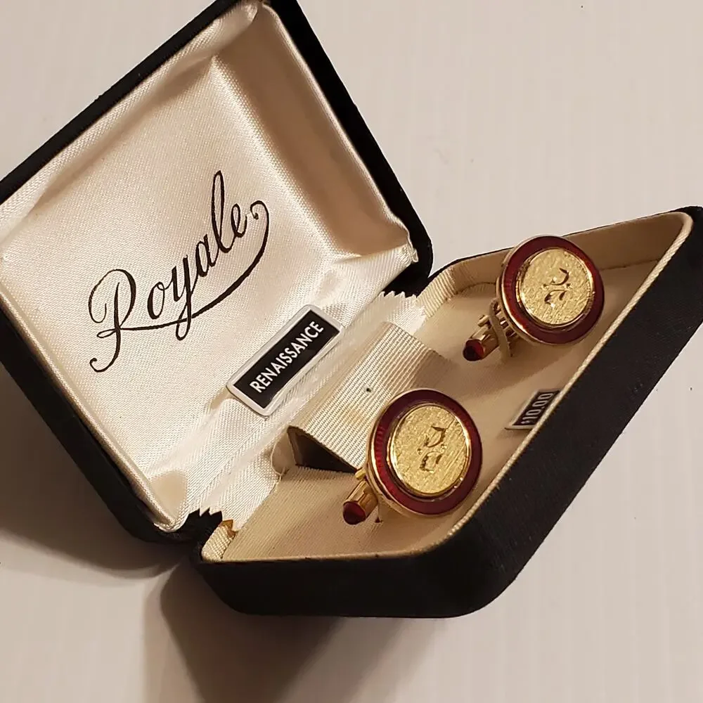 Royale Gold tone Renaissance oval CUFFLINKS new in the box