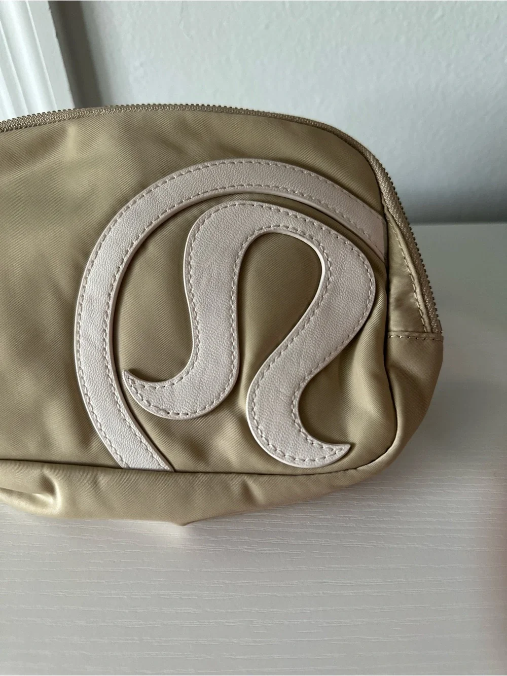 lululemon athletica sleek tan
