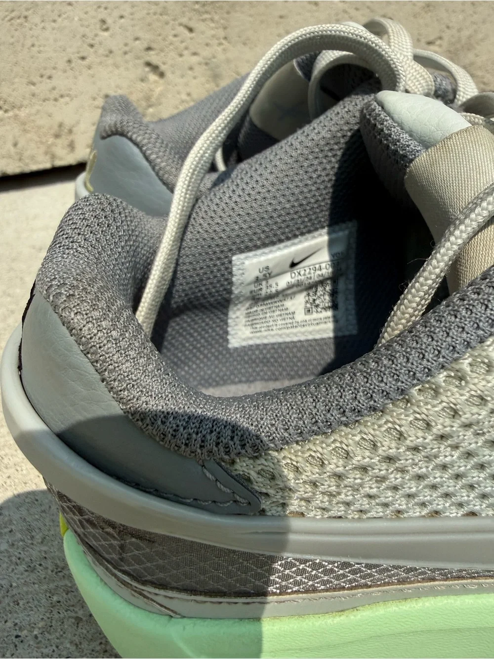 Nike Ja Morant Ja 1 Flash Basketball Shoe, youth size 3.5