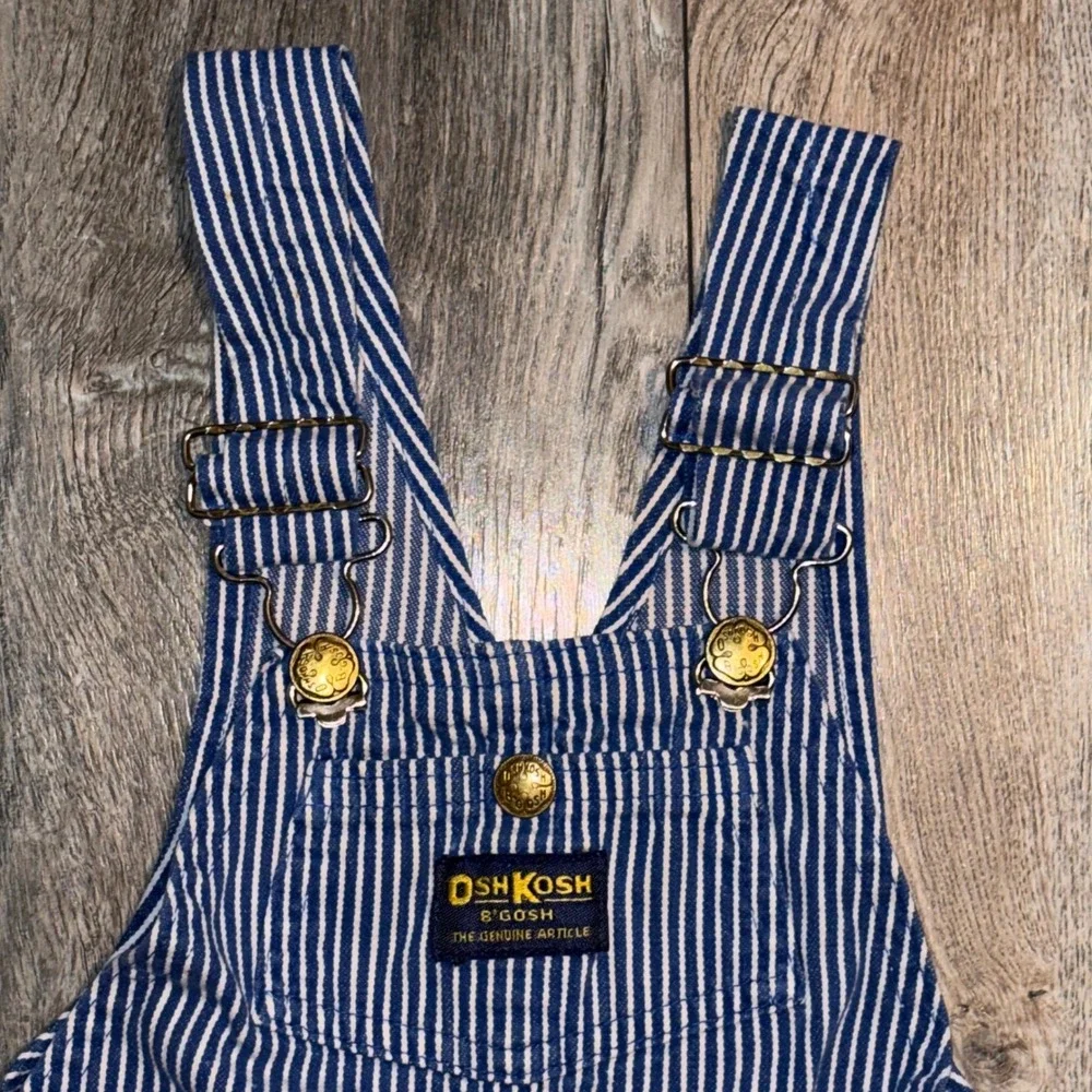Vtg OshKosh Bgosh Kids 4T Hickory Stripe Denim Shortalls Made in USA Blue White