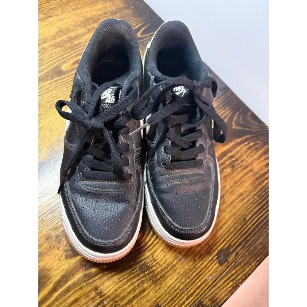 Nike Black Sneakers Size 5Y