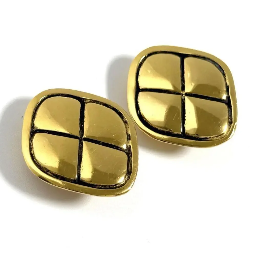 CHANEL vintage earrings