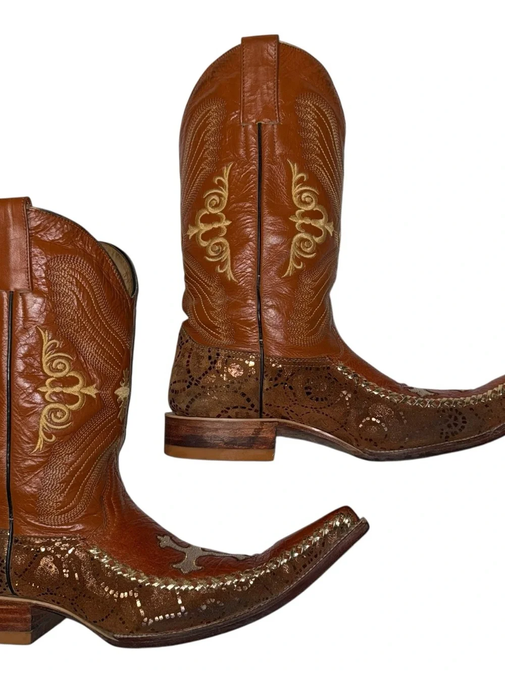 Laredo mens size