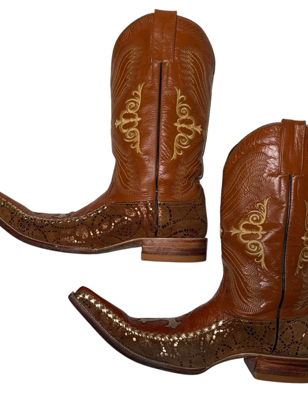Laredo mens size