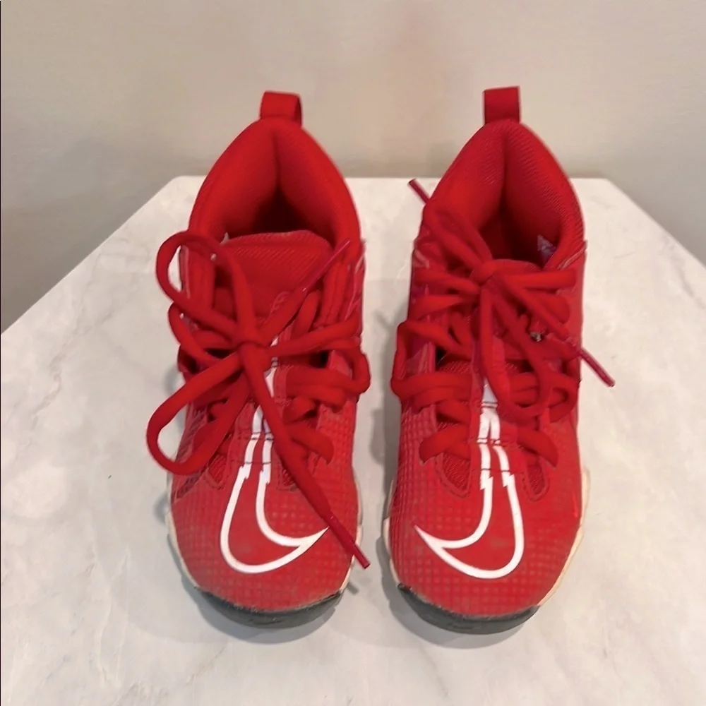 🔥Nike Red Cleats with Lace-Up Design and Ankle Support🔥