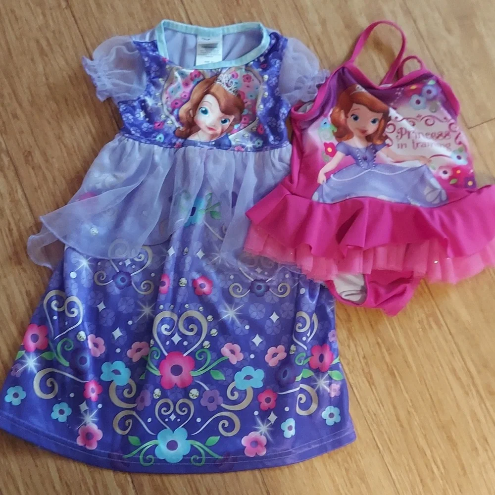 Disney ⭐️ $30
