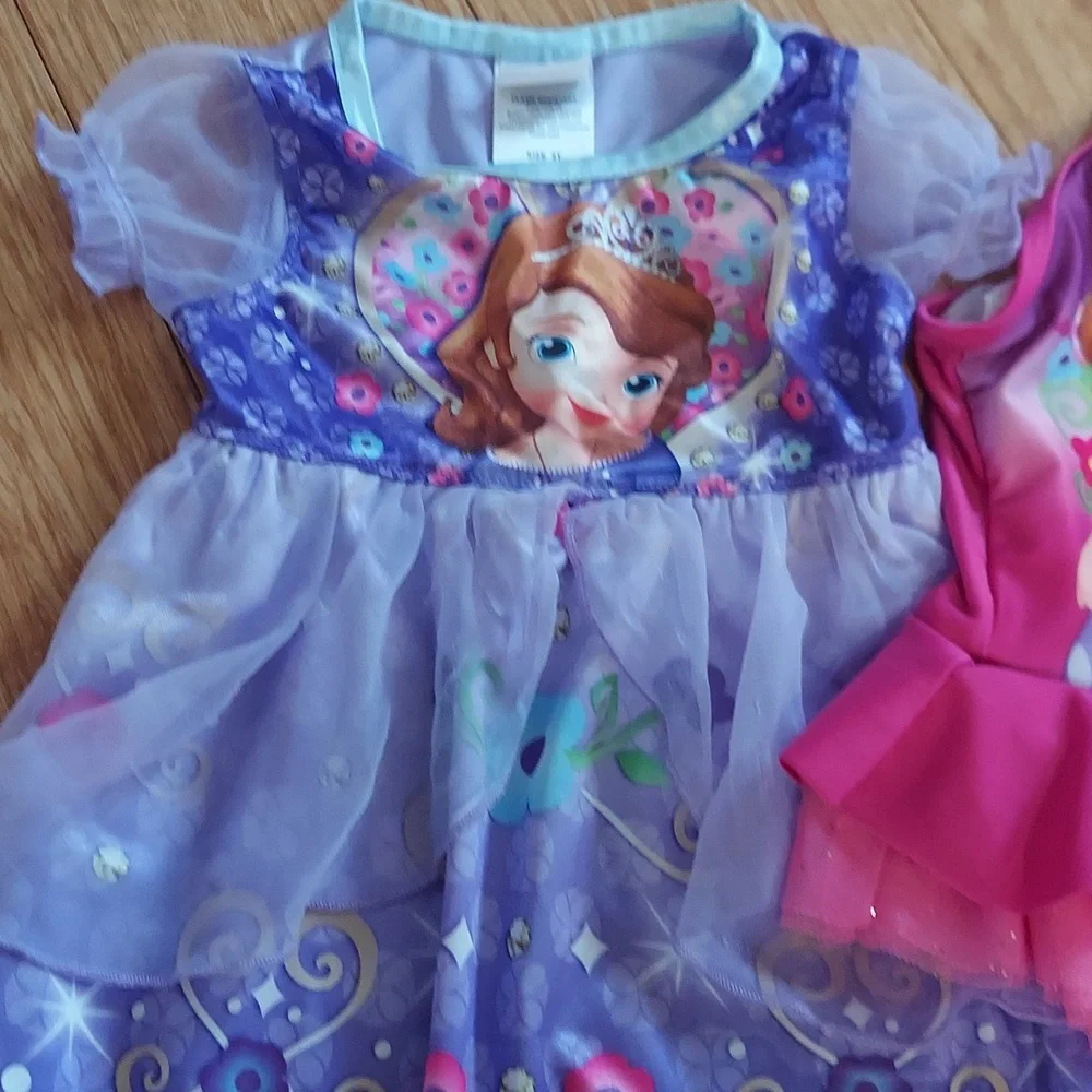 Disney ⭐️ $30