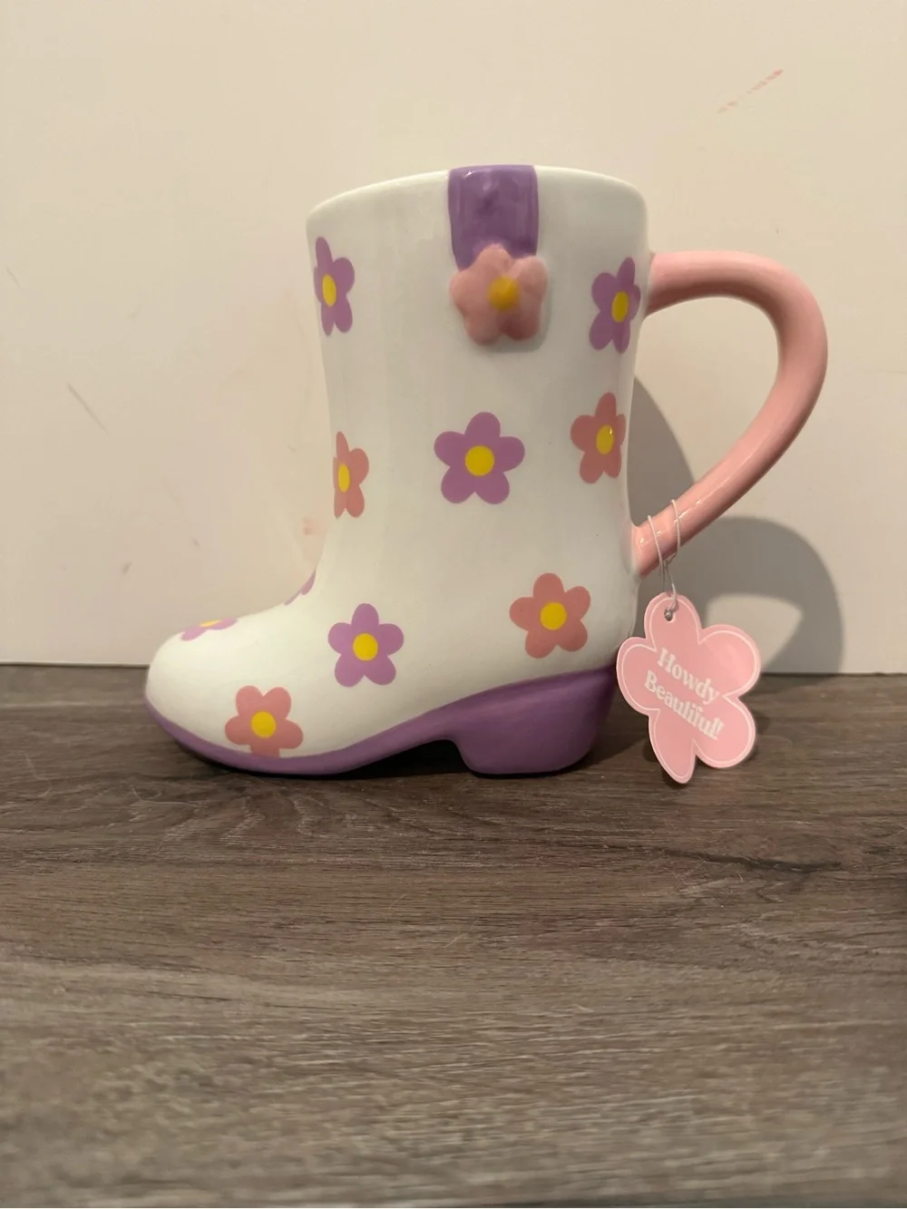 Adorable Howdy Beautiful Ceramics Cowboy Boot Mug- NWT