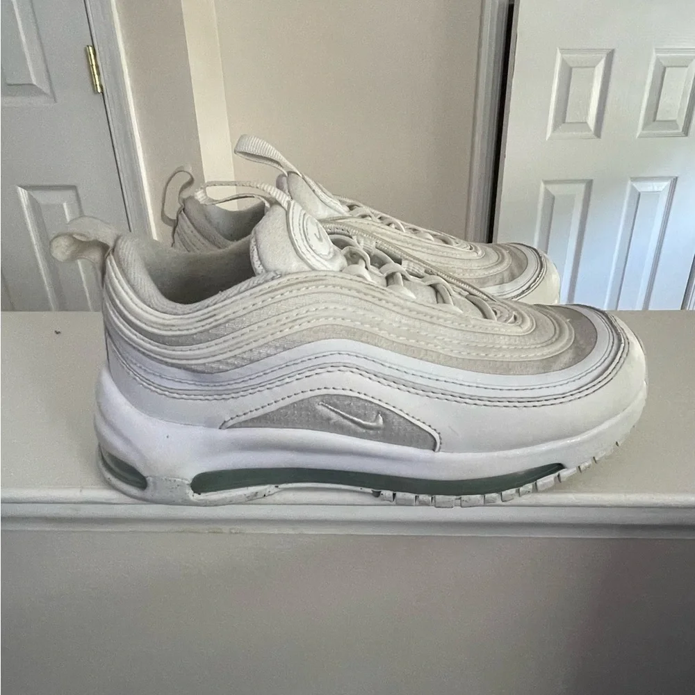 Nike good used