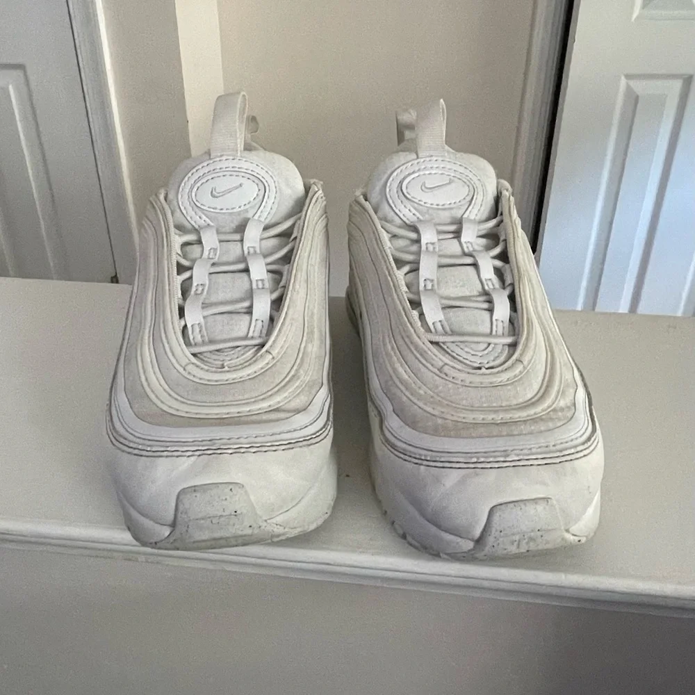 Nike good used