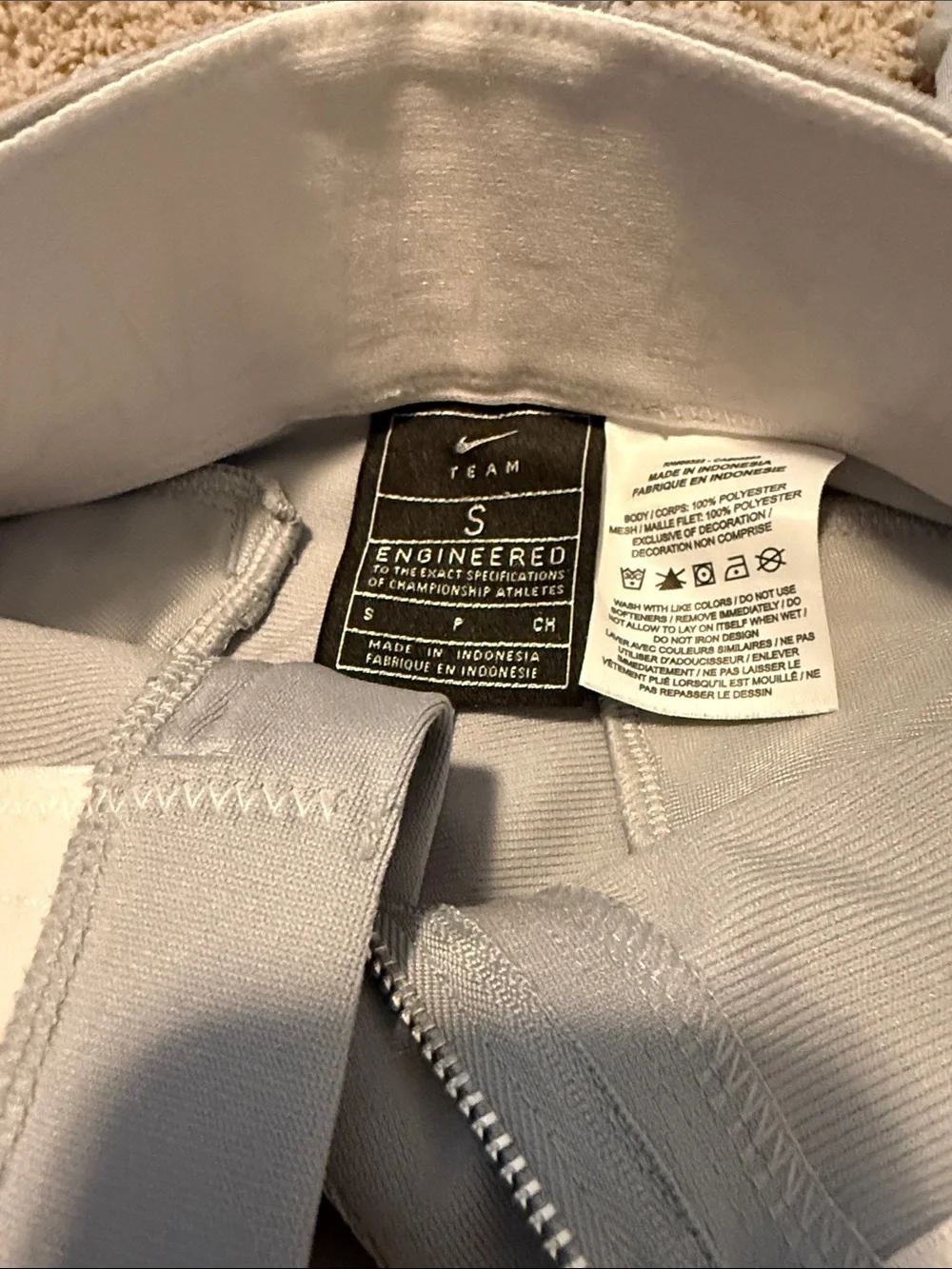 Nike pants swoosh light