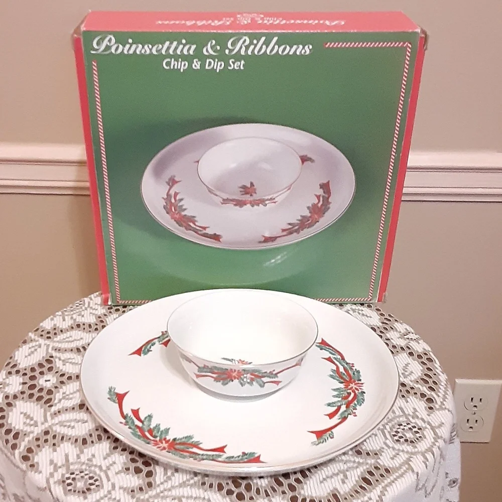 Poinsettia & Ribbons Fine China Chips & Dip Set