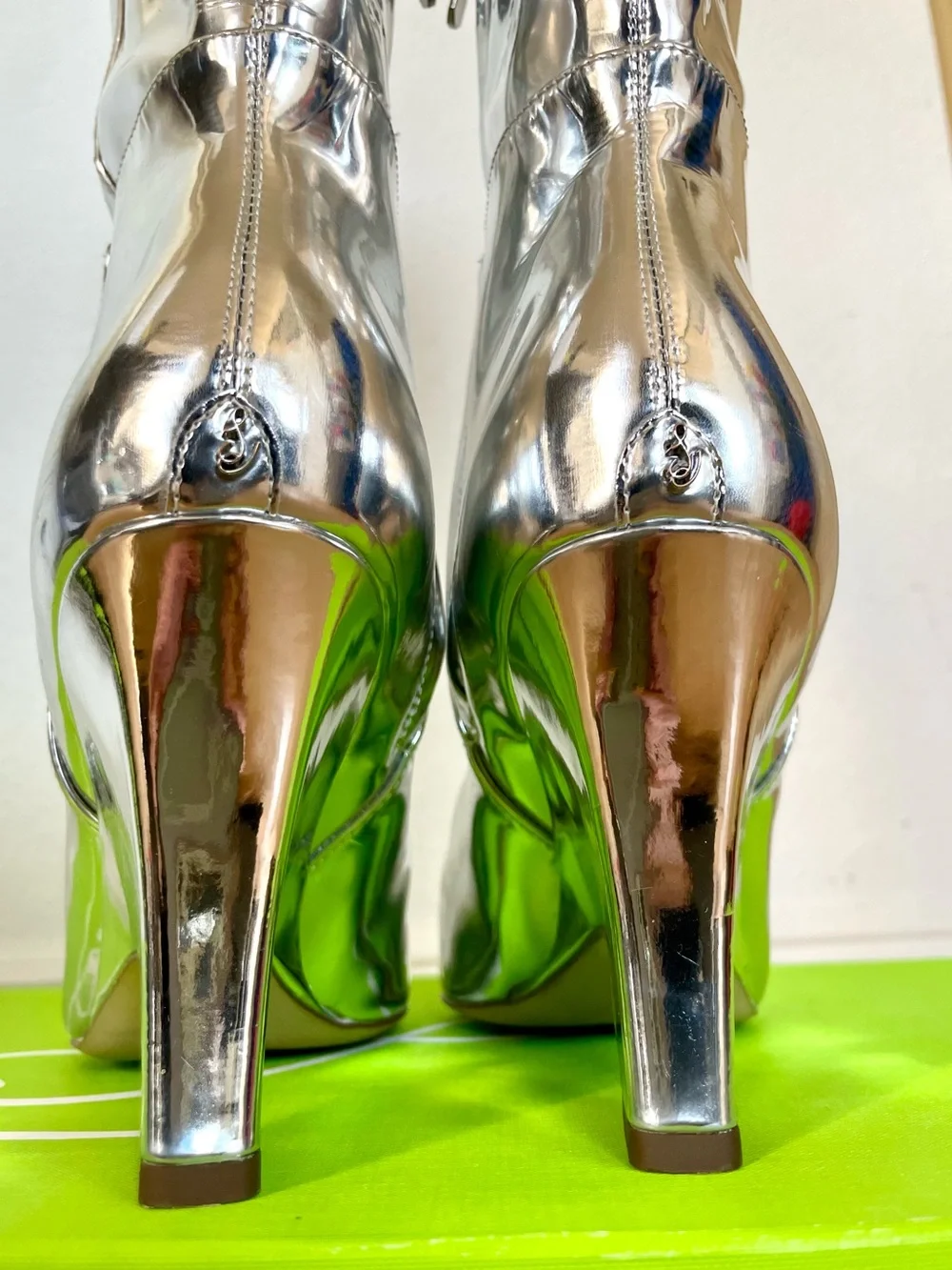 Sam Edelman available y2k