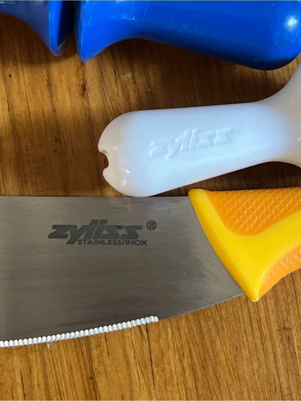Zyliss Sandwich Knife and Corn Cob Holders
