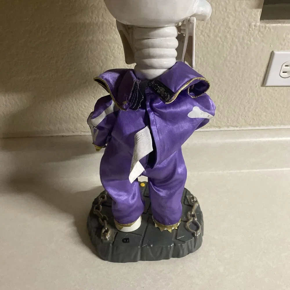 18” Dancing Singing Skeleton Gemmy Industries Halloween Works