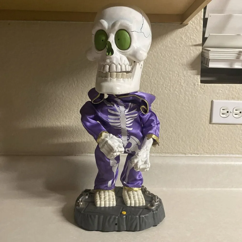 18” Dancing Singing Skeleton Gemmy Industries Halloween Works