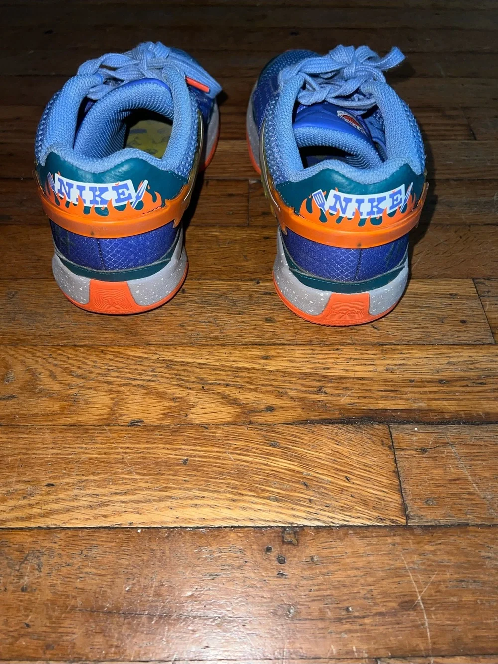 Nike vibrant blue