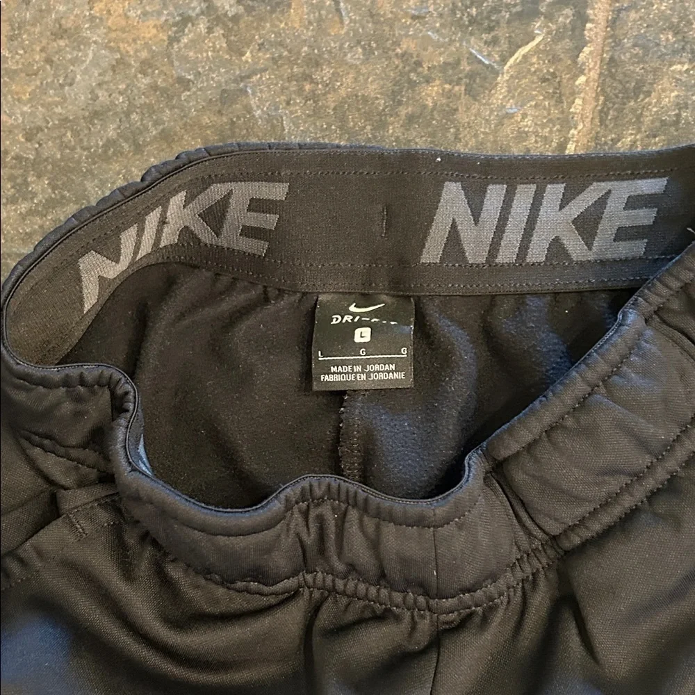 Nike comfortable black