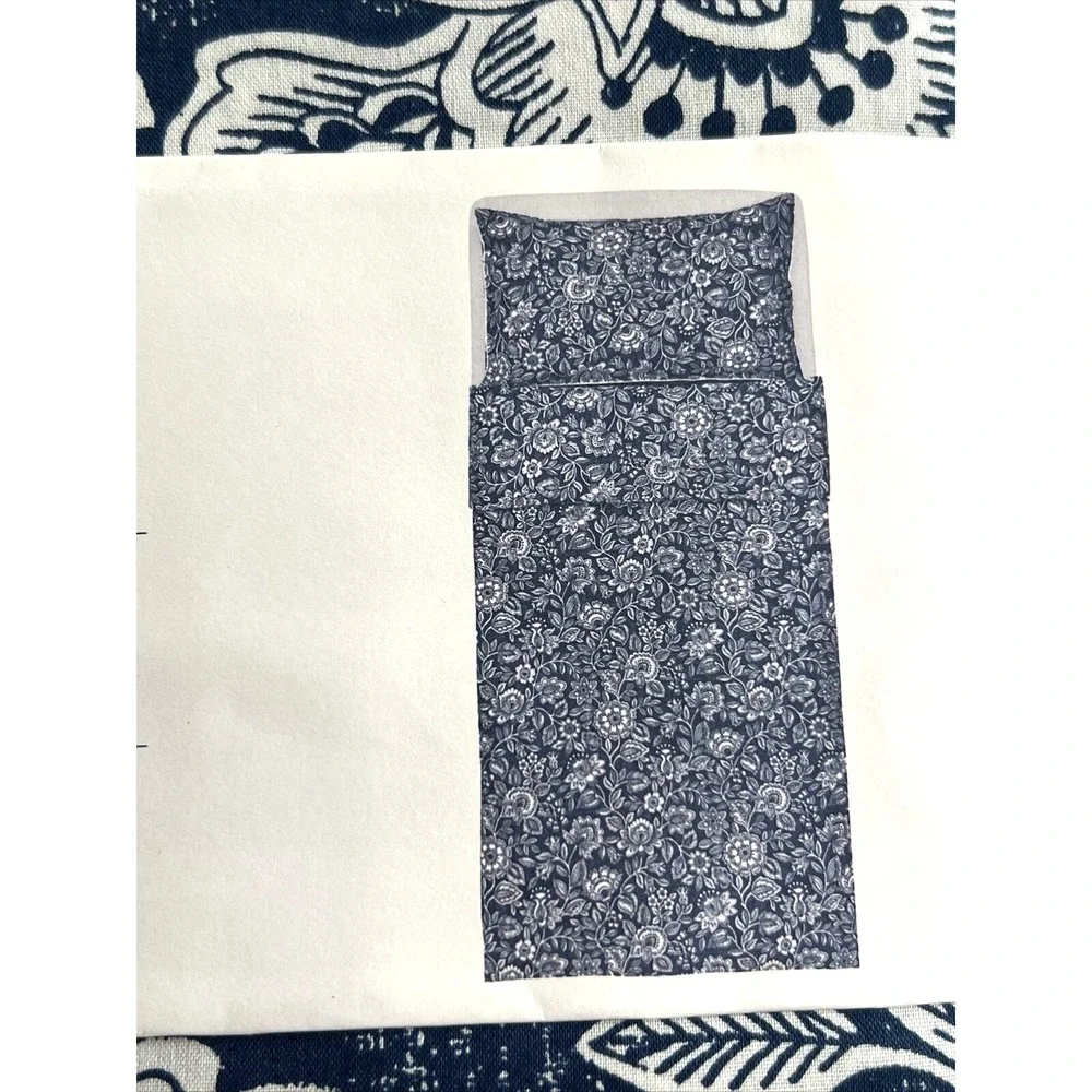 New Ikea GLESSTARR Twin Duvet cover and pillowcase dark blue/white Floral