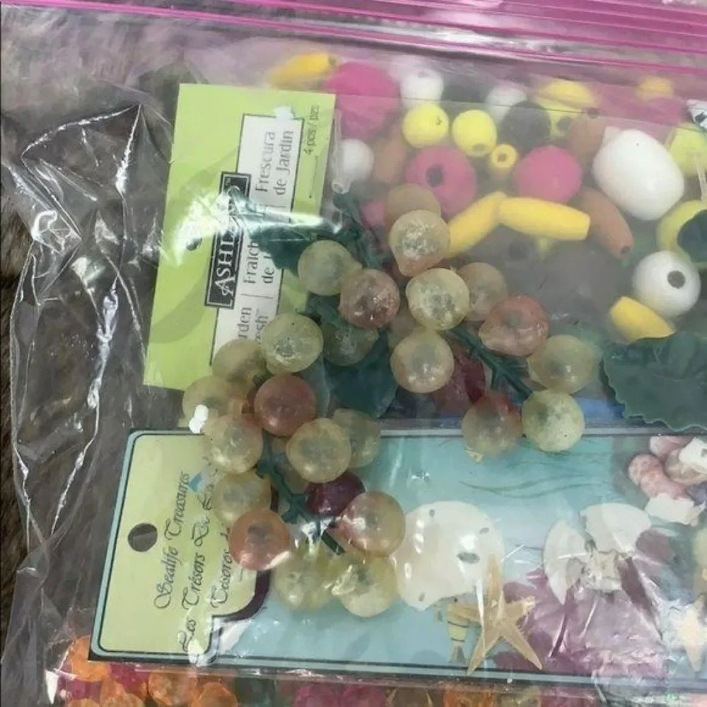 Craft Assorted Gallon Bag Bead‎ Lot
