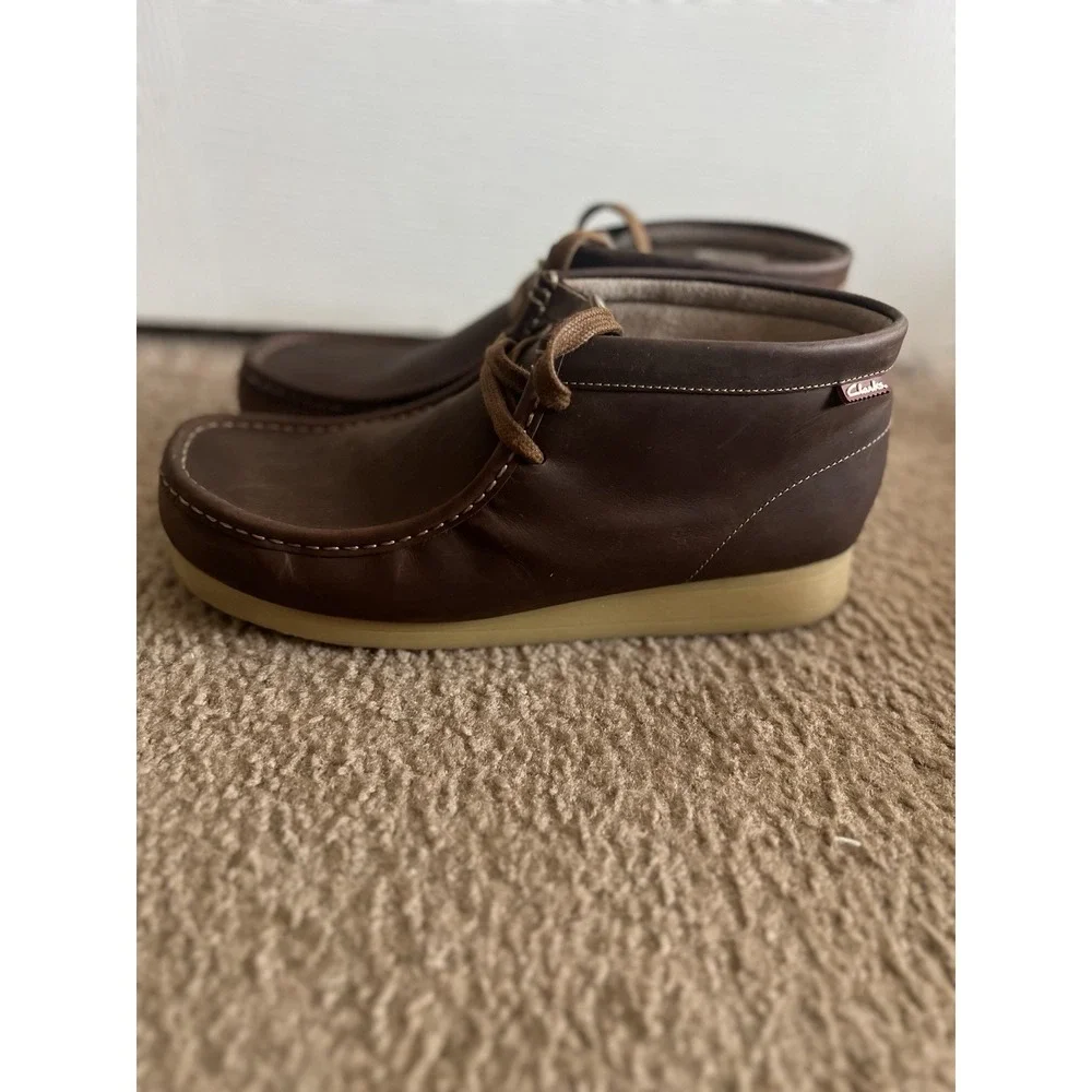 Clarks Stinson Hi Chukka Boots Brown Men's Size 11 Leather Shoes Wallabees‎
