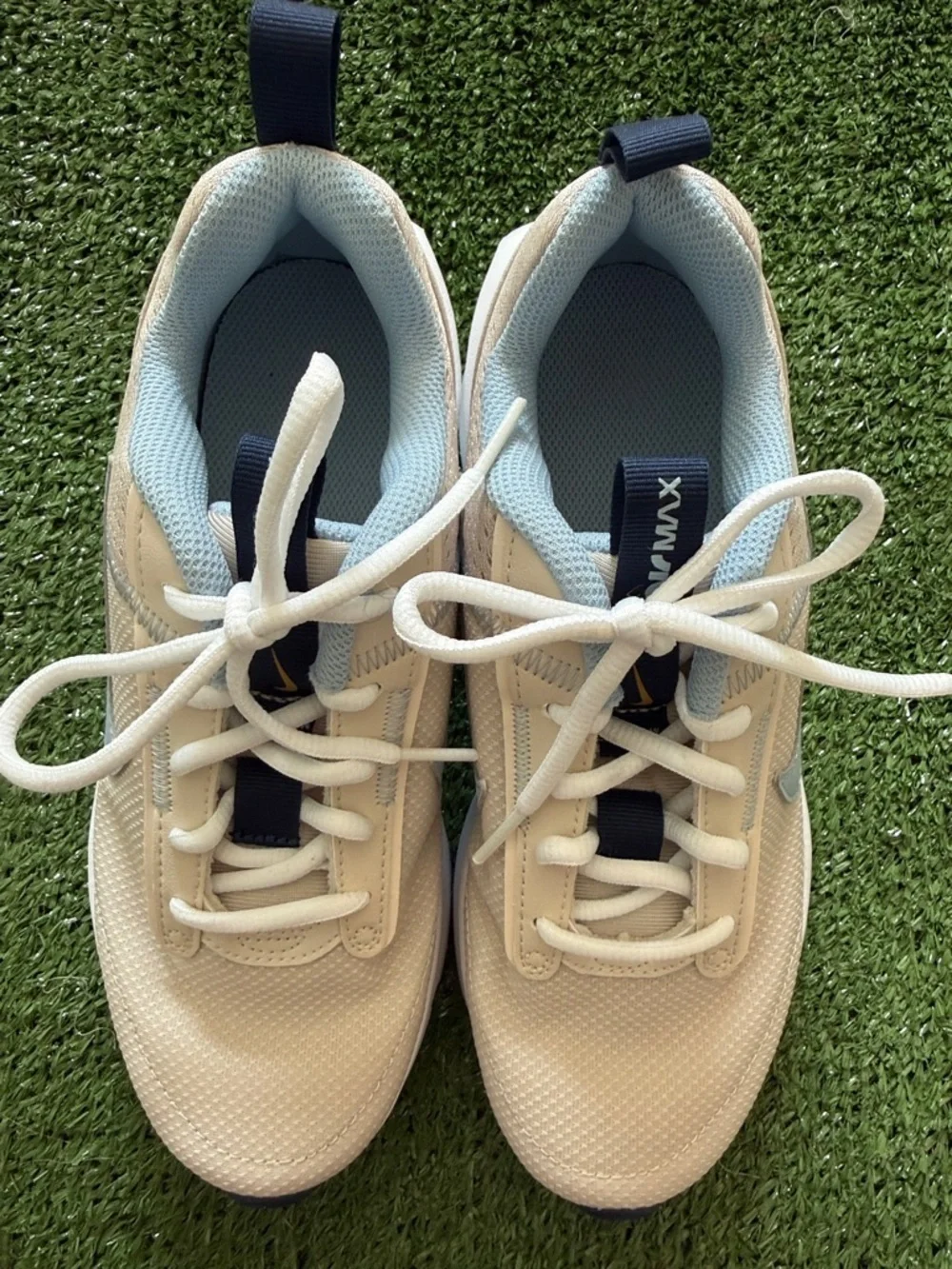 Nike air max