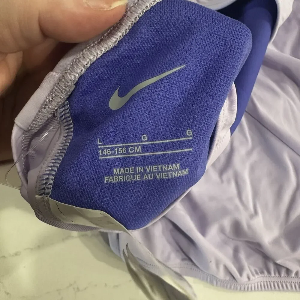 Nike hydrastrong girl
