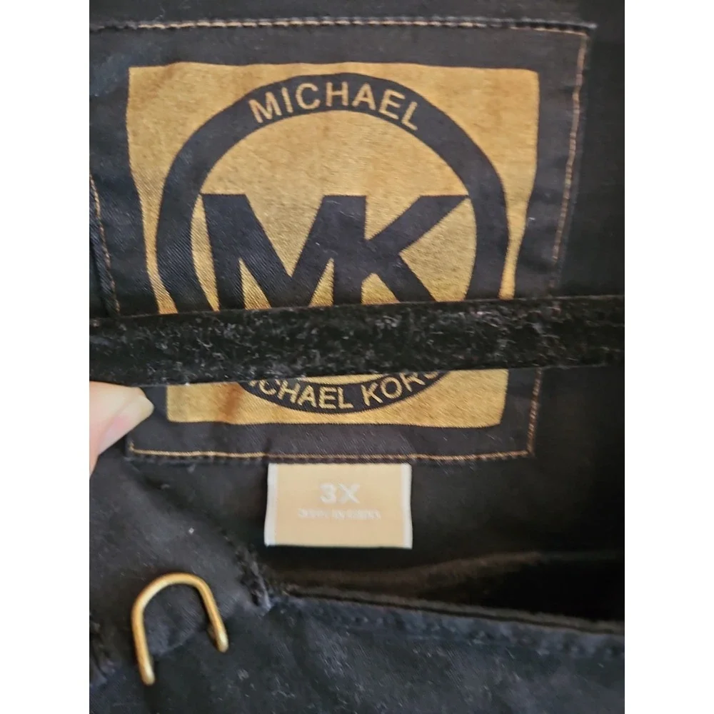 Michael Kors belt missing