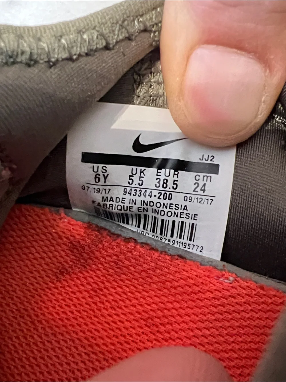 Nike everyday size