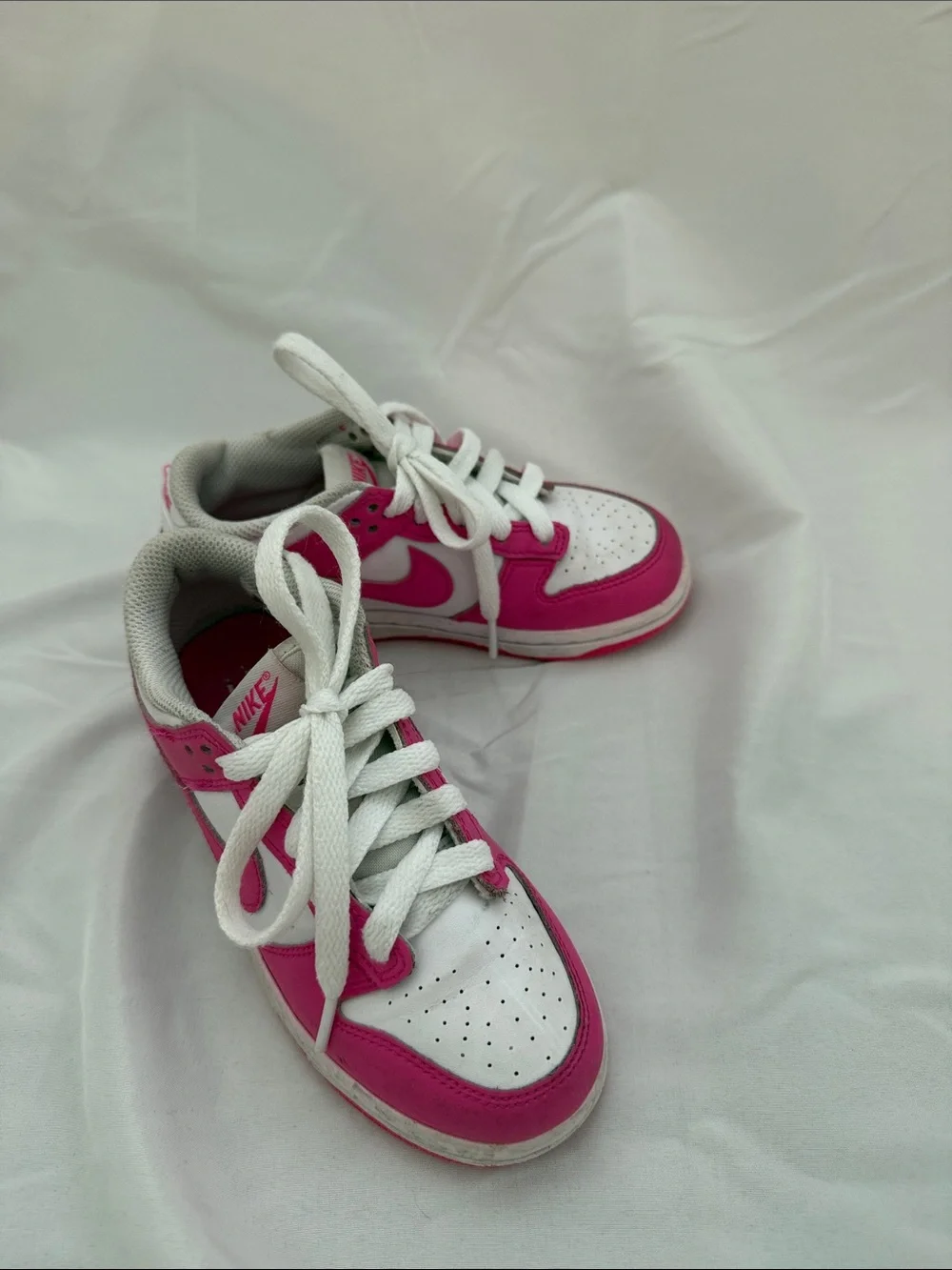 Nike classic low