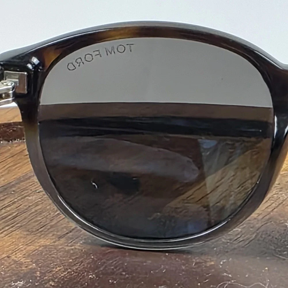 Tom Ford TF834 Dante 56A Sunglasses Mens 50-21-145 Brown Tortoise Gray Italy