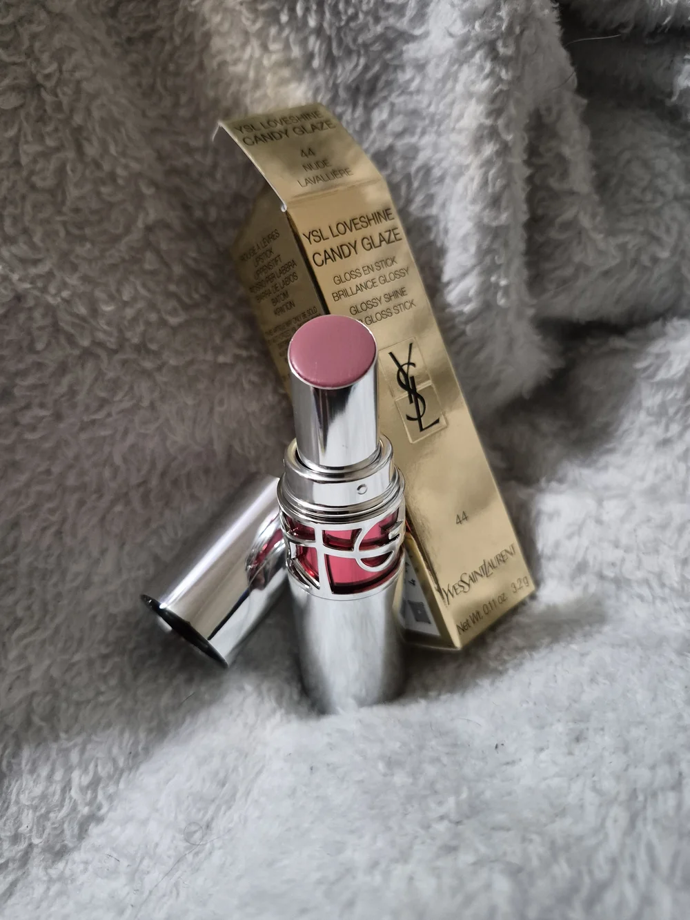 Yves Saint Laurent ysl loveshine