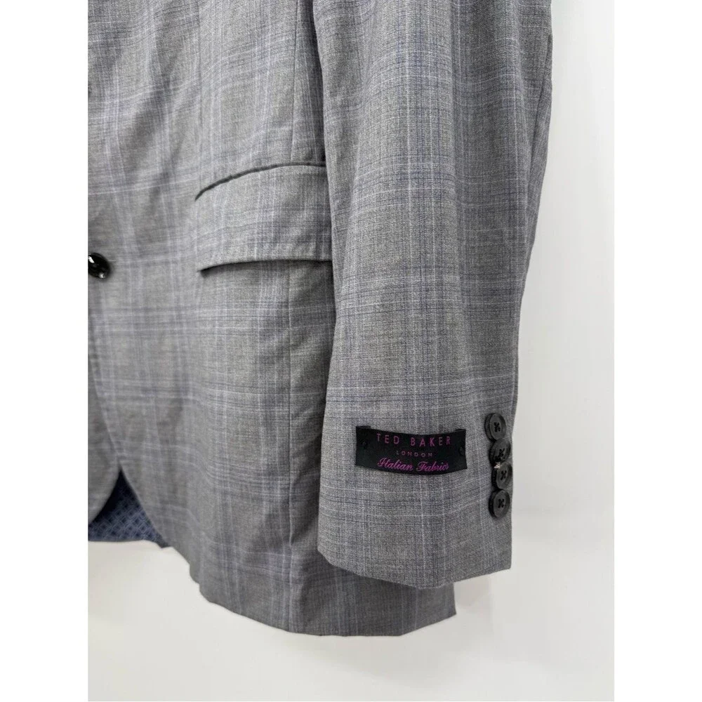 Ted Baker style wright